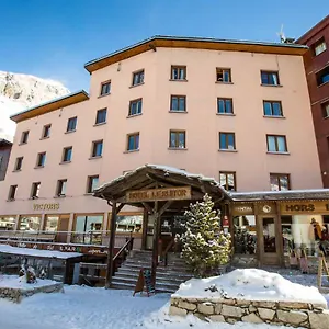 2* Hotel Langley Victors