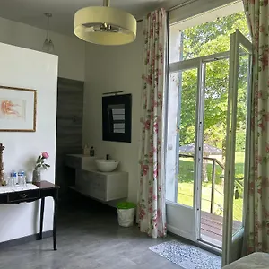https://le-jardin-laragne.fr-provencehotel.com