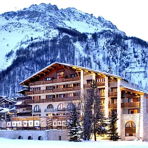 Christiania ***** Val-dʼIsère